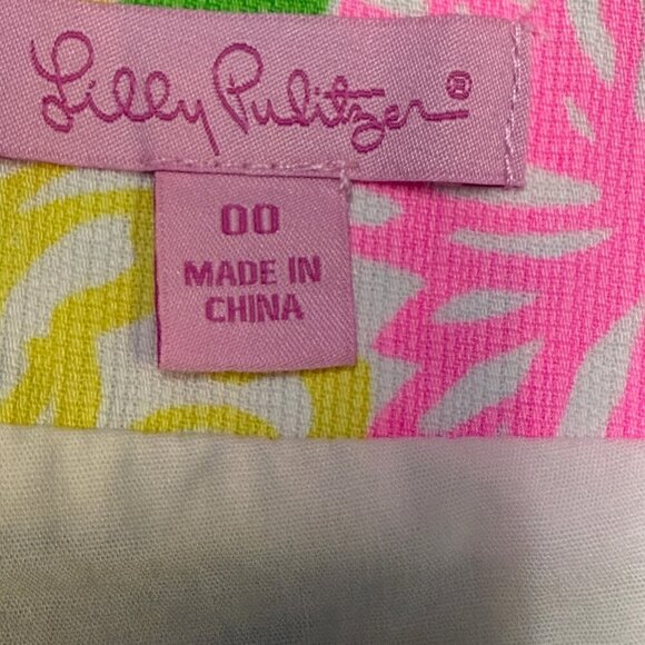 Lilly Pulitzer Jasmine Skort – Hibiscus Stroll – Size 00 – EUC - Picture 4 of 10